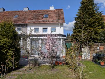 Charmantes Reihenendhaus mit Wintergarten in stadtnaher Lage! (MA-6462), 29223 Celle, Einfamilienhaus